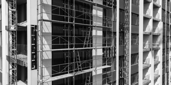 Derecho Inmobiliario / Abogados Inmobiliarios Masdenverge · Reclamaciones Comunidades Vecinos / Propietarios por Defectos / Vicios Construcción