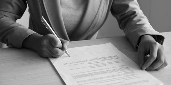 Derecho Inmobiliario / Abogados Inmobiliarios Masdenverge · Negociación y Mediación con Ocupas / Okupas