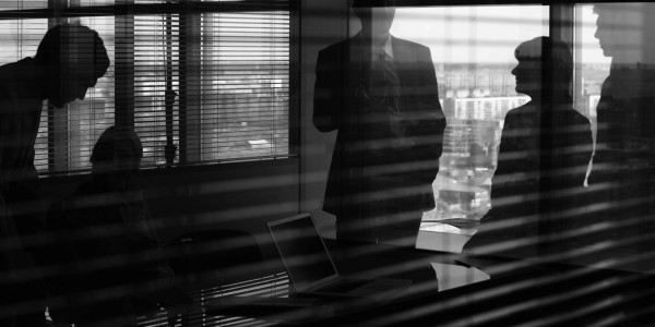 Derecho Penal / Abogados Penalistas Móra la Nova · Delitos Societarios