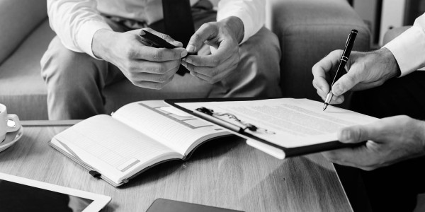 Derecho Sucesorio / Abogados Herencias y Testamentos en Terres de l'Ebre · Asesoramiento / Aceptación / Renuncia Herencias